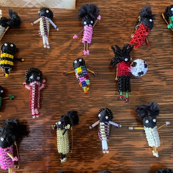 Little Traveller Pins - Picture 6 of 12